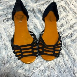 Black opened toed shoes